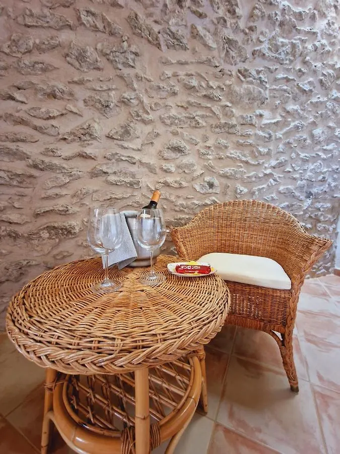 Hotel Rural Nou Dalt Muntanya Orient